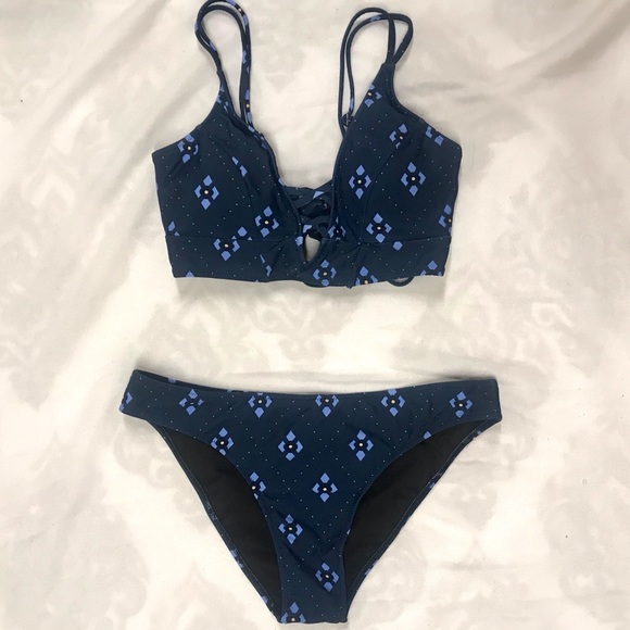 Cupshe Bikini Blue Strappy Swimsuit Size Large - Picture 9 of 11